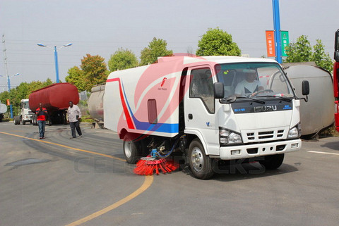 5CBM road sweeper truck