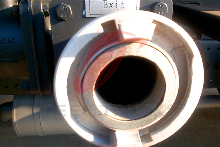 3CBM water tank truck exit