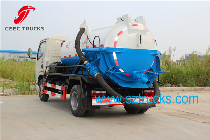 4CBM vacuum sewage suction truck