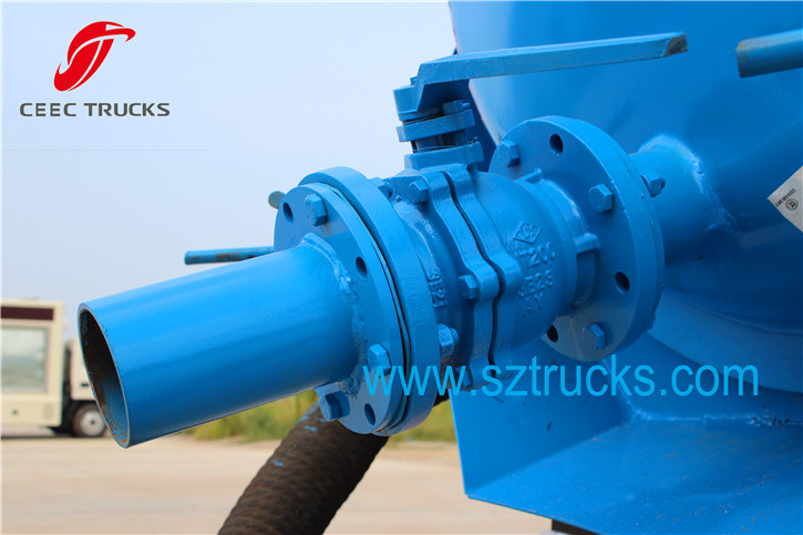 4CBM vacuum sewage suction truck