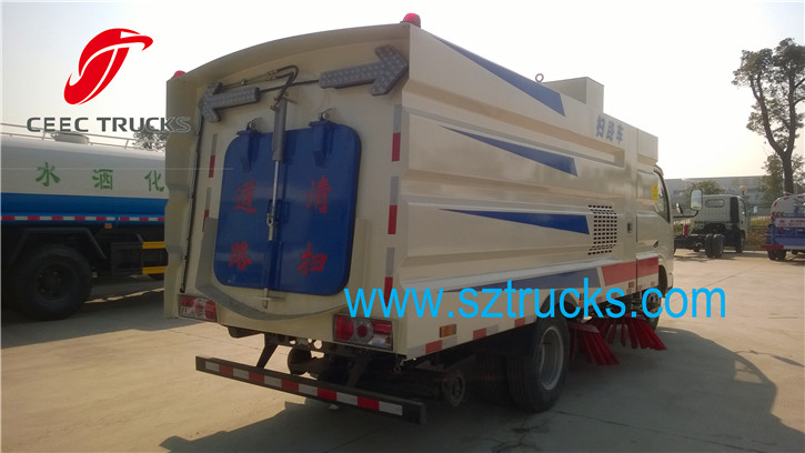4CBM road sweeper truck