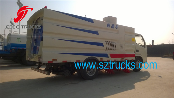 4CBM road sweeper truck