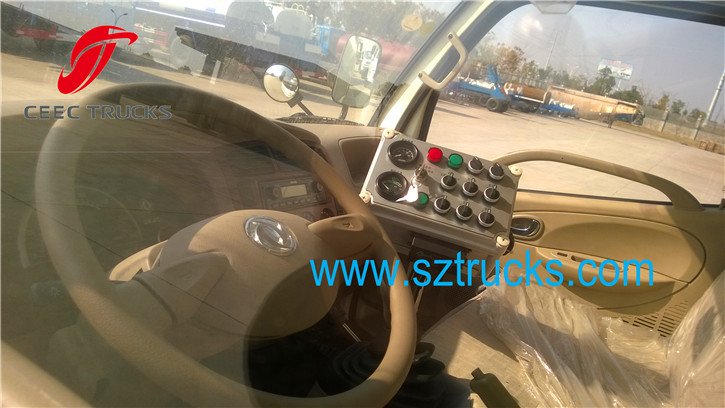4CBM road sweeper truck