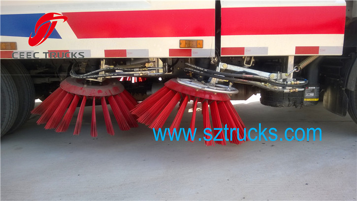 4CBM road sweeper truck