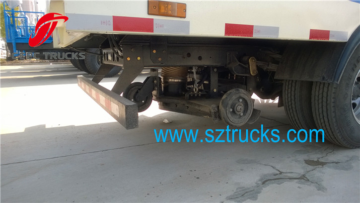 4CBM road sweeper truck