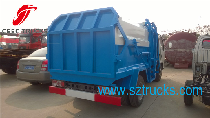 4-6CBM self loading garbage truck