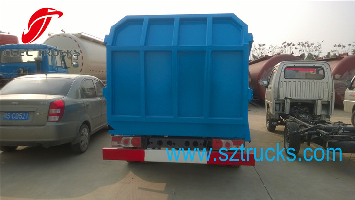 4-6CBM self loading garbage truck
