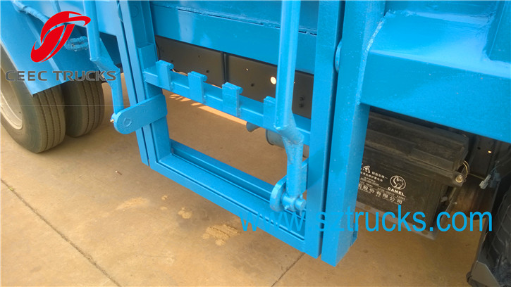 4-6CBM self loading garbage truck