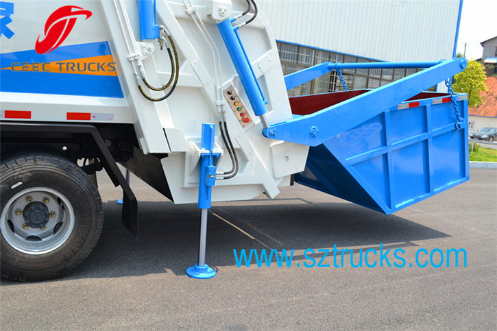 6CBM Multifunctional Garbage Compactor Truck