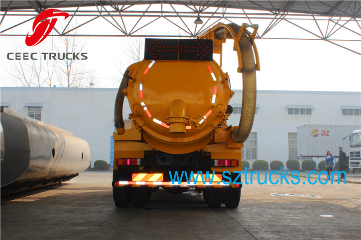 7+5CBM Combined Suction Jetting Truck