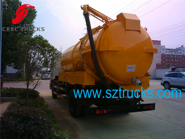 DFAC vacuum sewage suction truck with fecal suction pipe line