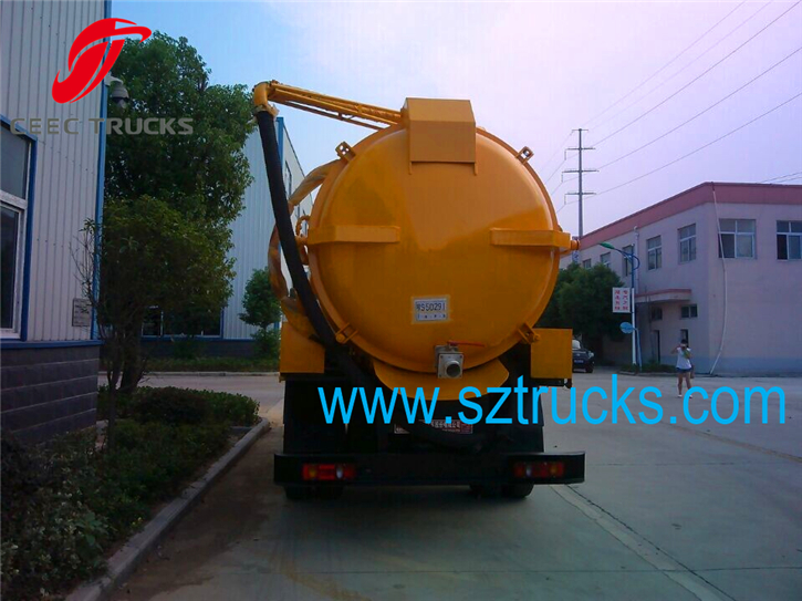 DFAC vacuum sewage suction truck with fecal suction pipe line