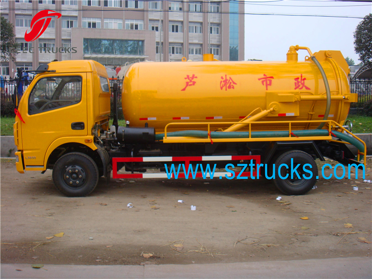 High Quality mini vacuum sewage suction truck for sale