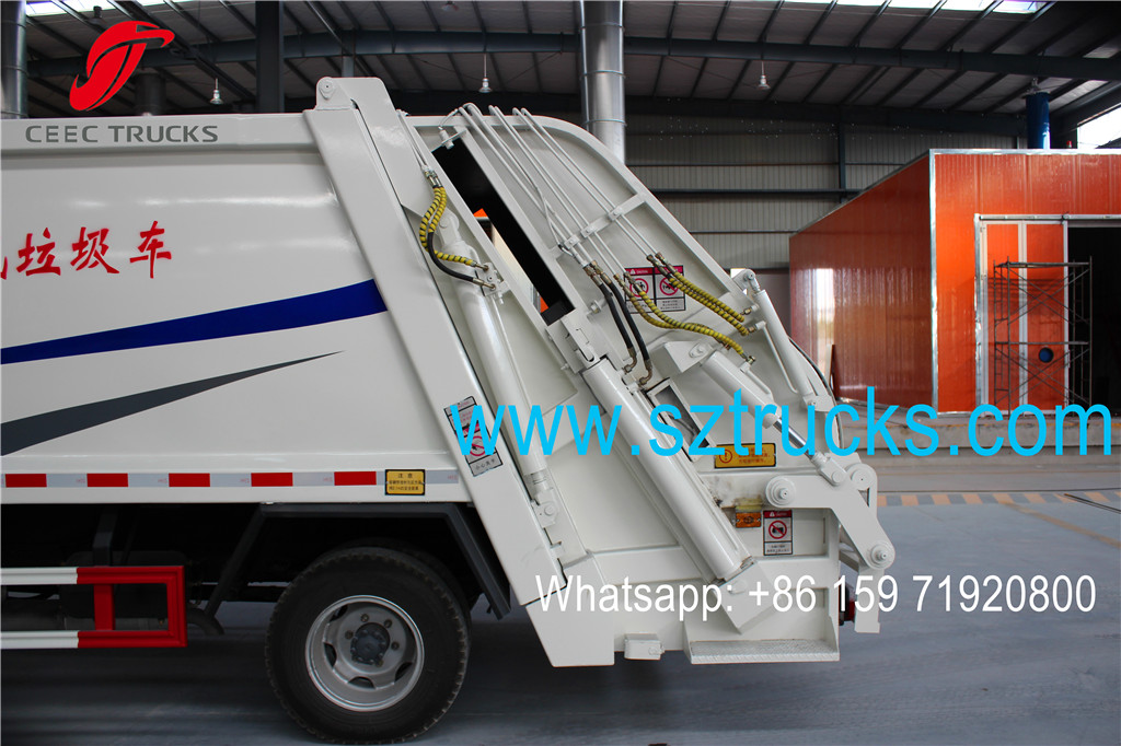 4CBM Garbage Compactor Truck