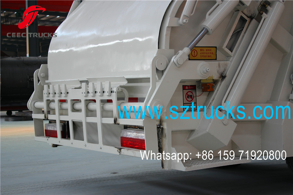 4CBM Garbage Compactor Truck