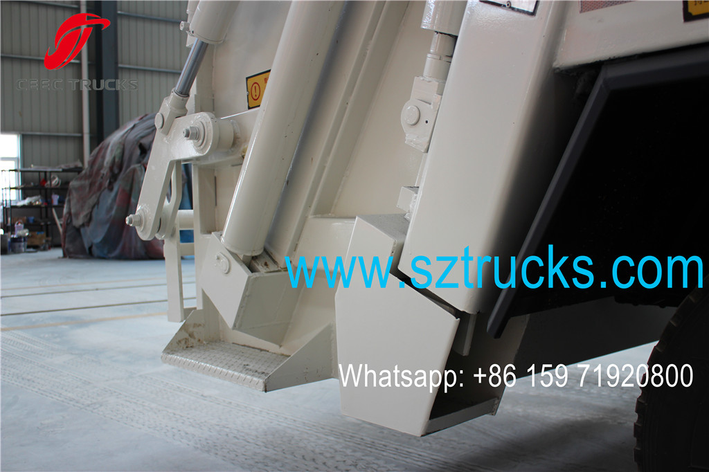 4CBM Garbage Compactor Truck pedal plate