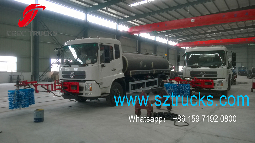 DongFeng freeway Guardrail washing truck