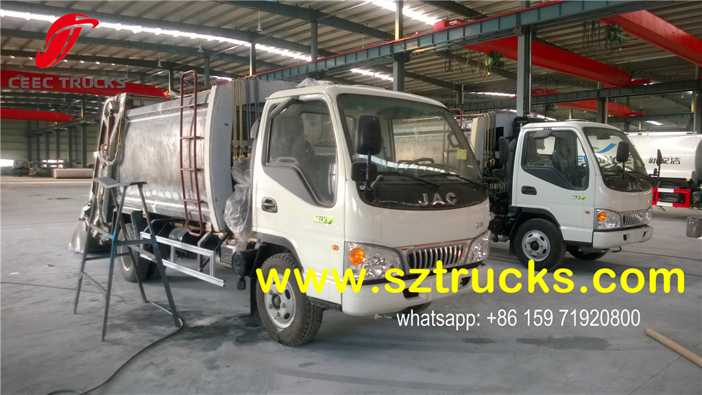 4CBM JAC garbage compactor truck