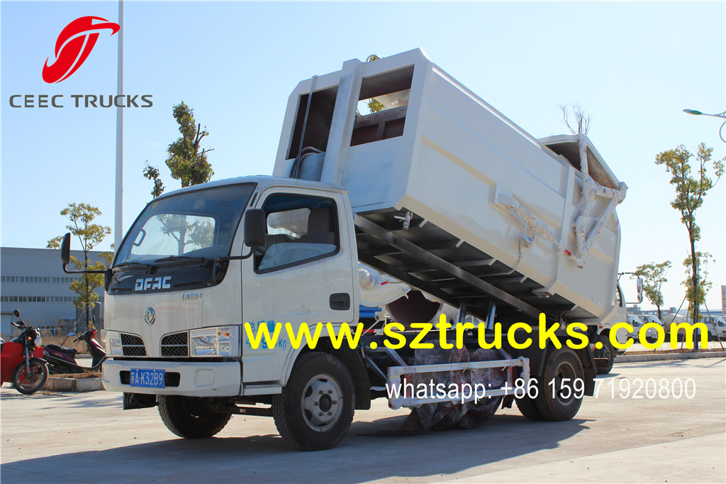 4000liters Side Loading Garbage Truck