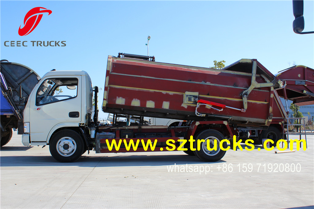 4000liters Side Loading Garbage Truck