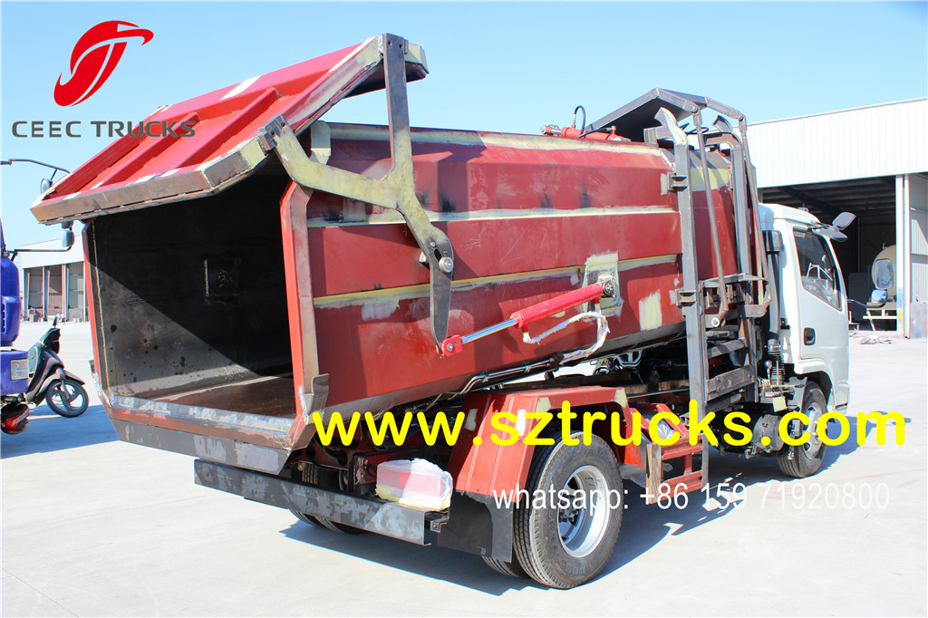 4000liters Side Loading Garbage Truck
