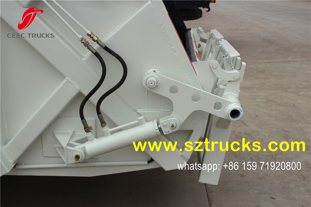 2016 produced 4CBM trash compressor truck