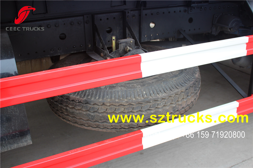 DongFeng 14CBM garbage compactor truck spare tyre