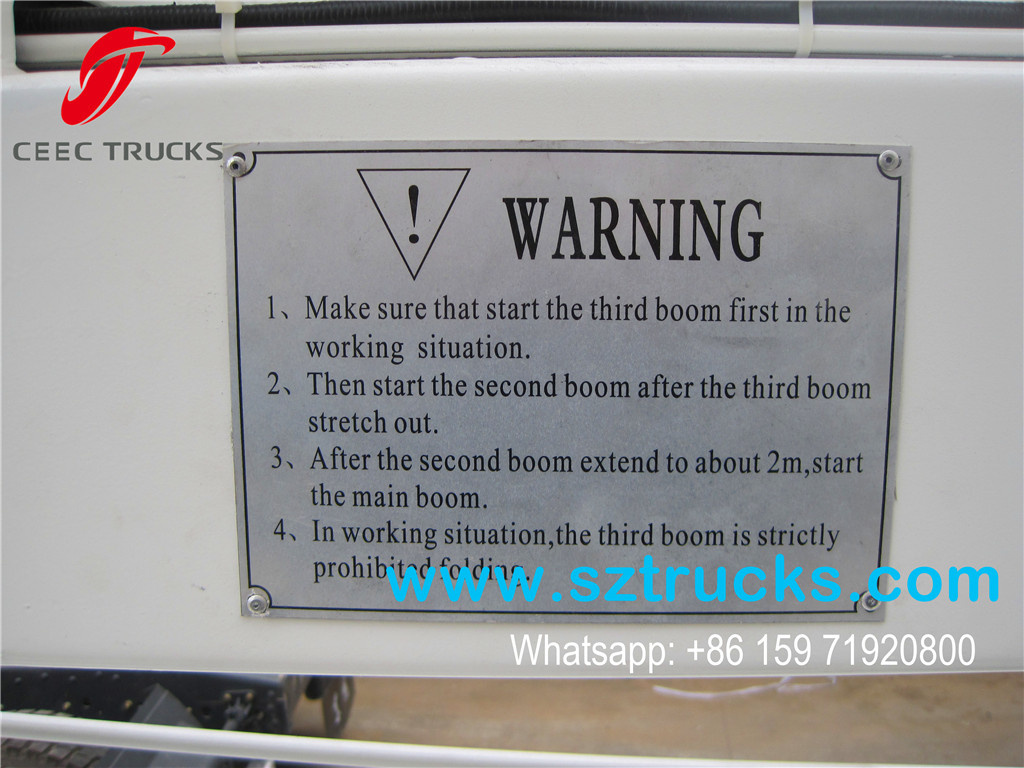17m high platform working truck warning