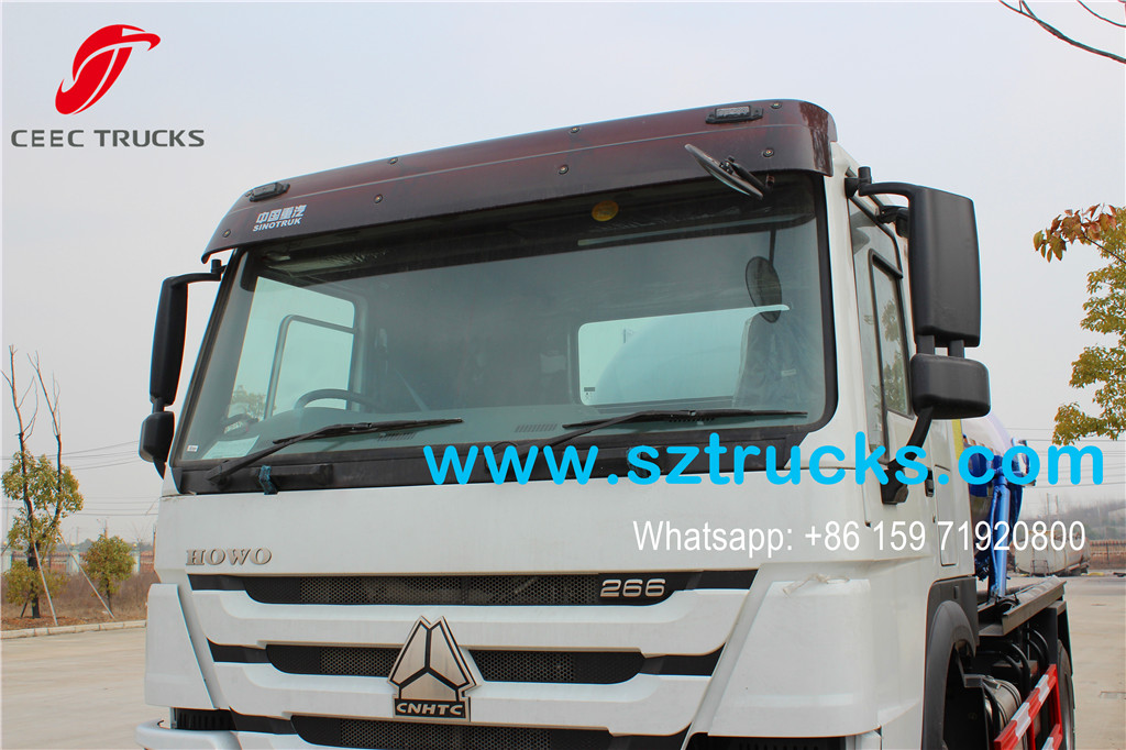 SINOTRUK RHD 10CBM Cesspit Emptier RHD seat