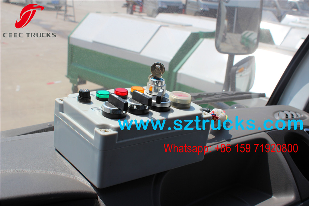 4000Liters Compression Refuse Truck main control box in cabin