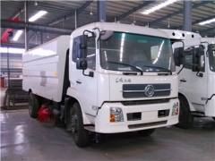 hot sale vacuum road sweeper truck in South Africa