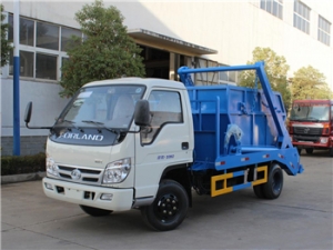 2000Liters skip loader garbage trucks hot sale with good price