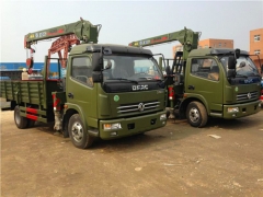 Manufacturer directly sale AWD 3.2Tons truck mounted crane